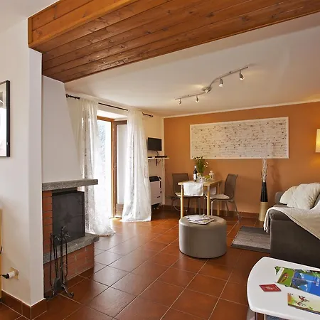 Casa Maximilian * Trarego